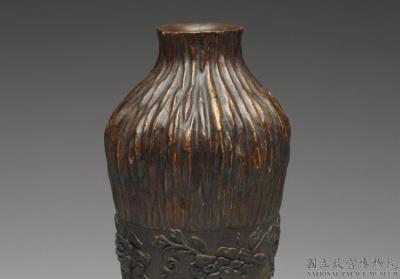 图片[2]-Carved agarwood vase with peony decoration, Qianlong reign (1736-1795), Qing dynasty-China Archive